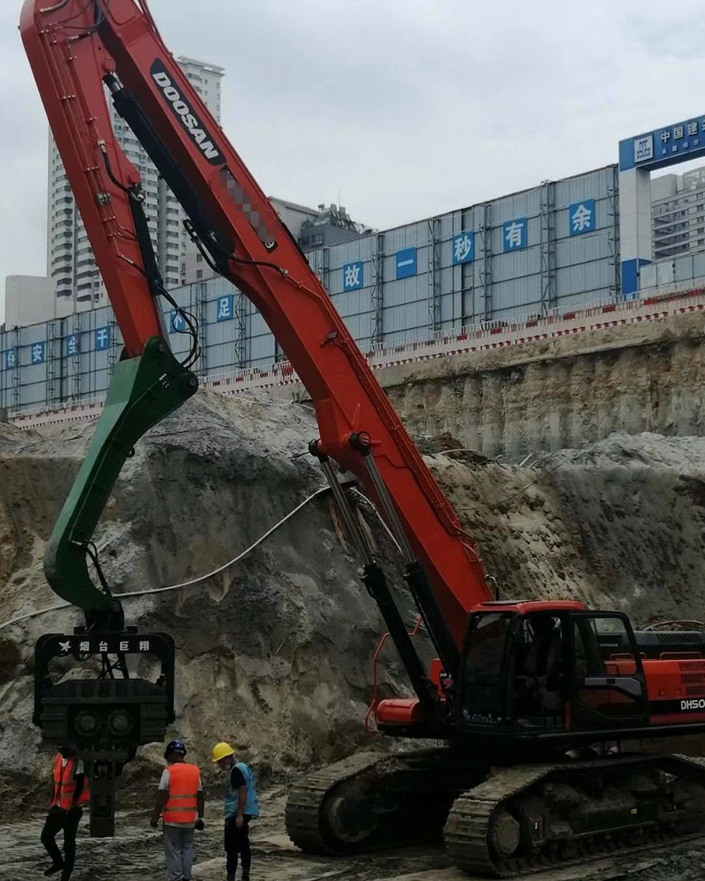 1- Pile-Hammer-S60017